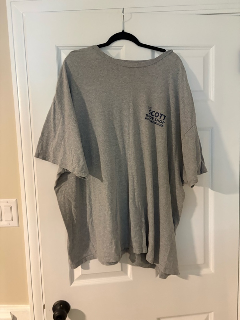 Scott’s body shop tee